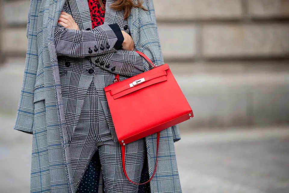 Handbags: More Than a Fashion Accessory