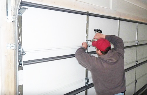 When to Call a Professional for Garage Door Repair: A Comprehensive Guide